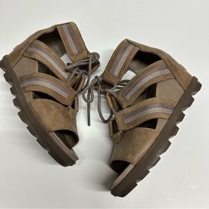 Sorel Joanie II Leather Wedge Sandals in tan